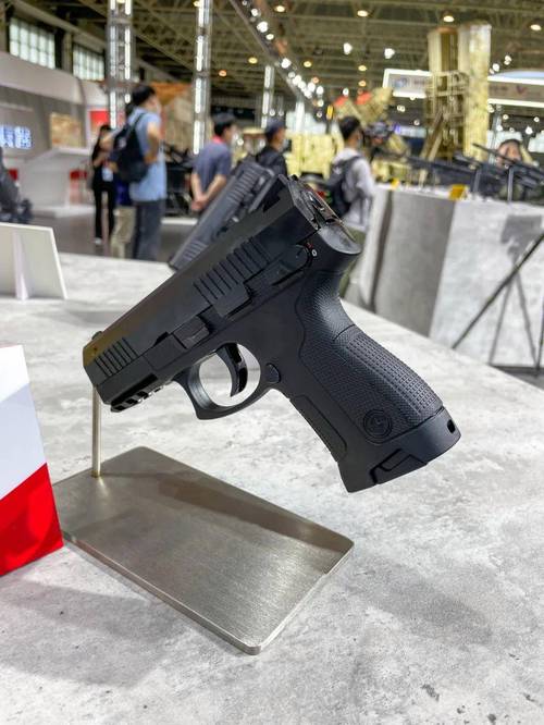 崩坏学院黑暗割裂手枪-崩坏学园2黑暗立场怎么破-第3张图片-屿企游戏网